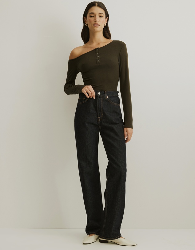 Atmos&Here - Samantha Off-Shoulder Rib Top
