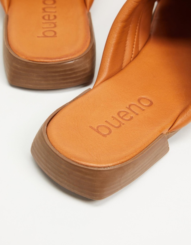 Bueno - Saige