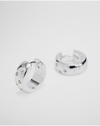 Country Road - Mara Crystal Hoop Earring