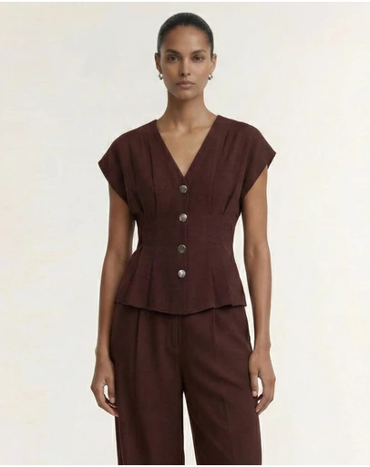 Staple the Label - Rhodes V-Neck Top