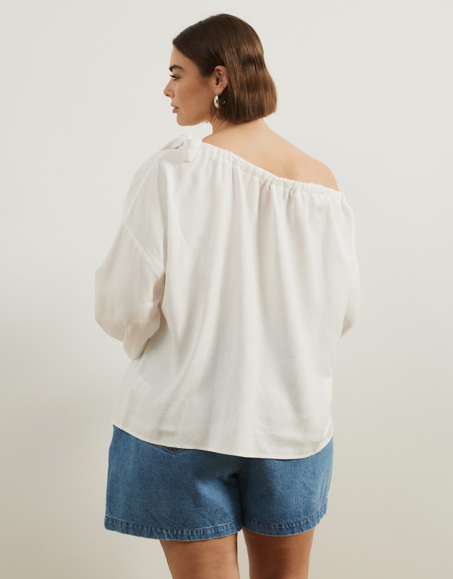 Atmos&Here Curvy - Scarlett Linen Off The Shoulder Top