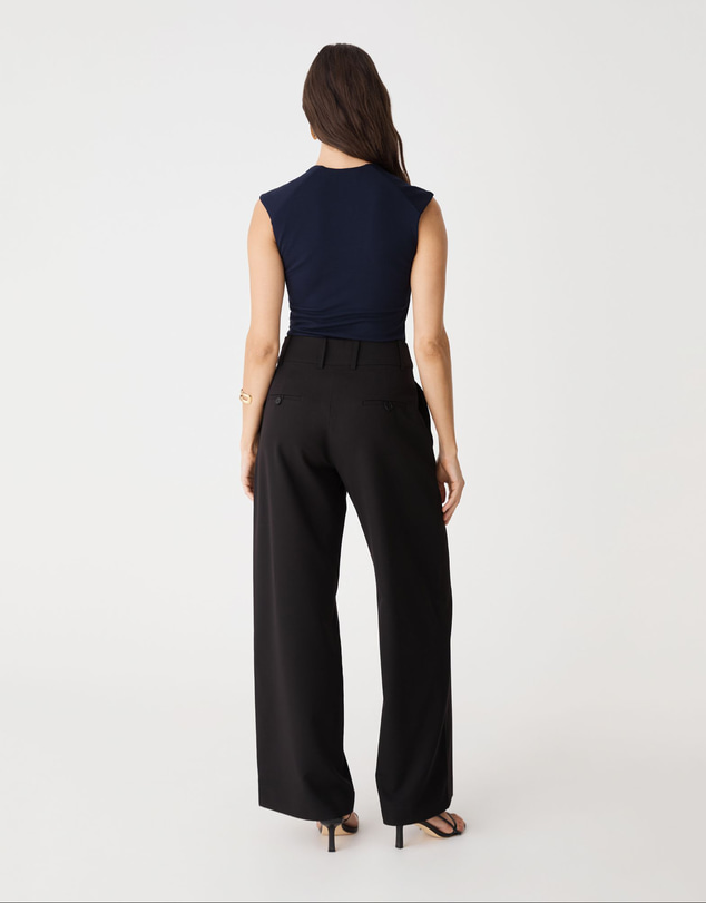 Forcast - Soho Rounded Square Neck Top