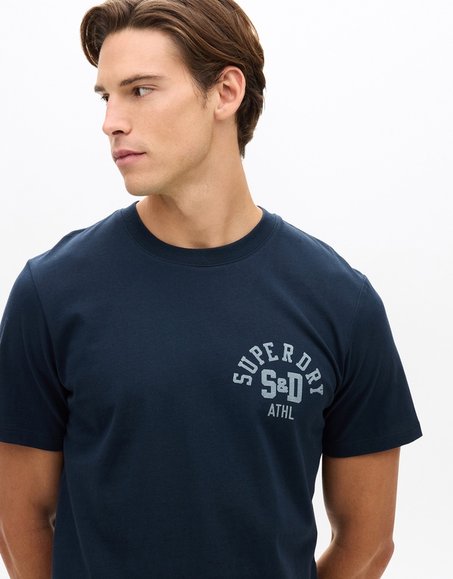 Superdry - Athletic Essential Chest Tee
