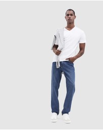 UNISON - Classic V Neck T Shirt
