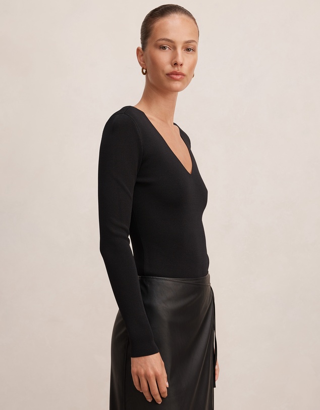 Forever New - Emi Knitted Plunge Neck Bodysuit