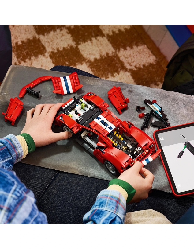 LEGO - 42235 Ferrari 488 Pista
