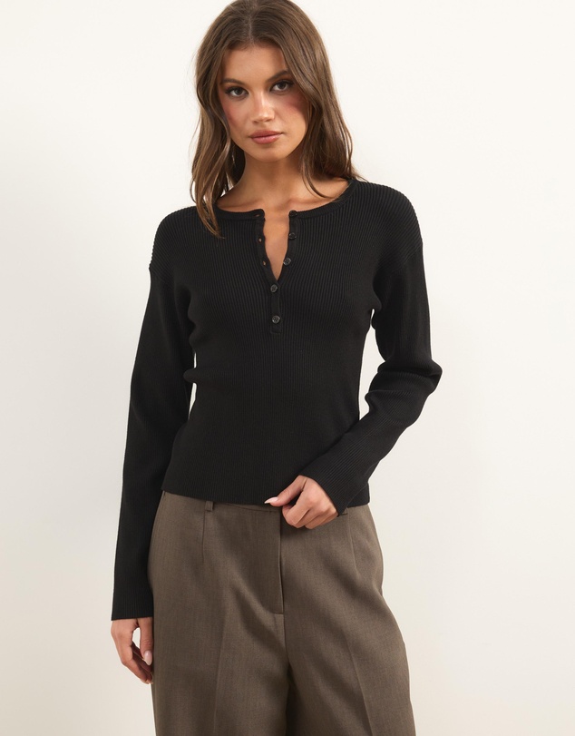 Atmos&Here - Lina Long Sleeve Knit Top