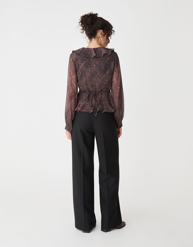 Forcast - Sonia V-Neck Ruffle Top