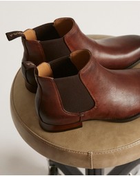 Aquila - Dakota Chelsea Boots