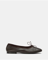 Tony Bianco - Chelsea Flats