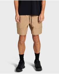 Academy Brand - Hemming Short