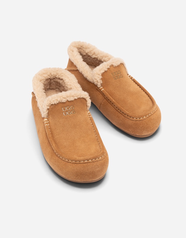 Ozwear Connection Uggs - Ugg Classic Slip-On Moccasin (Women)
