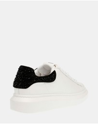 Steve Madden - Gaze-R White/Black Sneakers
