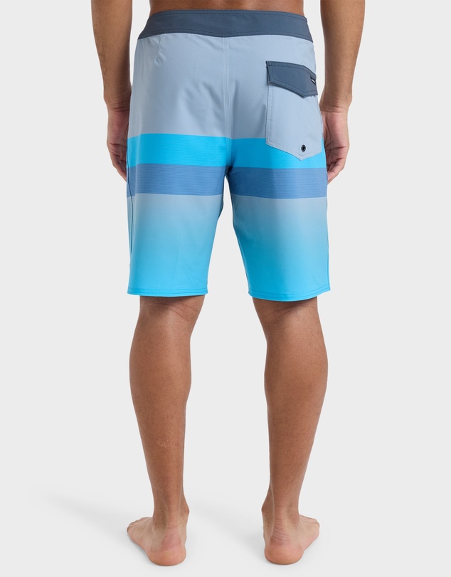 Quiksilver - Mens Surfsilk Straight 18