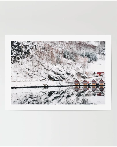 LEGGERA - Village by the Fjord Print