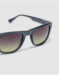 Hawkers Co - HAWKERS - Moss TOX Sunglasses for Men and Women UV400