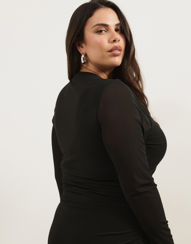 Atmos&Here Curvy - Sari Mesh Maxi Dress