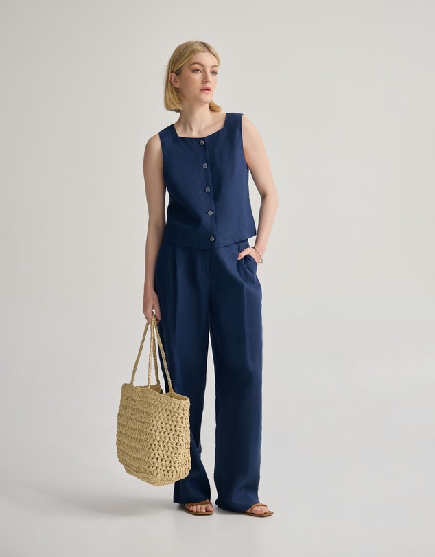 Oxford - Harriet Vest