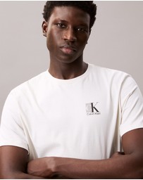Calvin Klein - Logo Graphic Tee