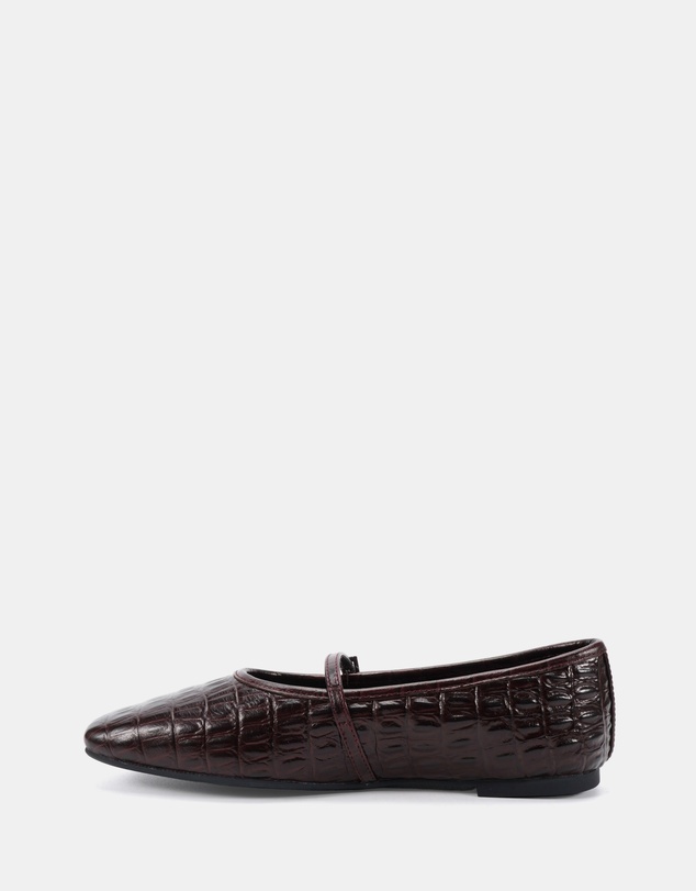 Clarks - Tilda Chocolate Croc