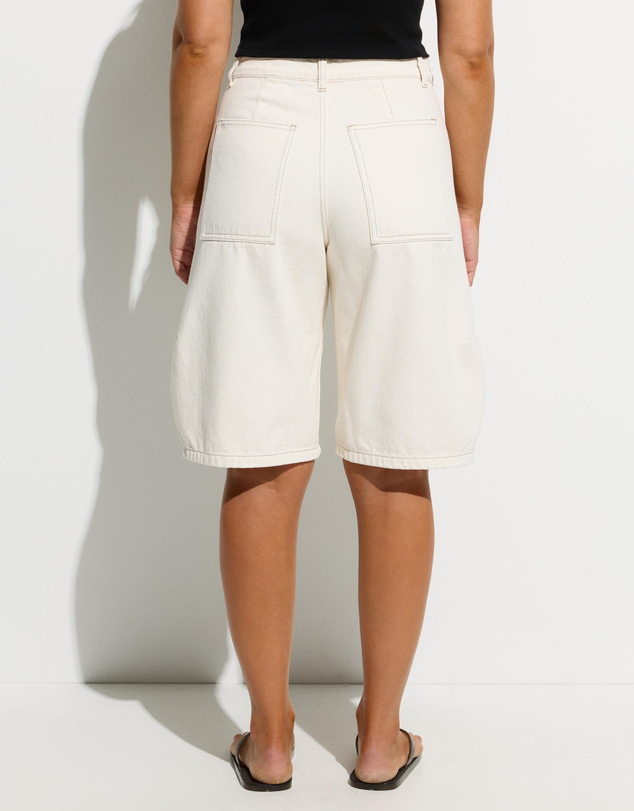 Dazie - Austin Mid Rise Barrel Jorts