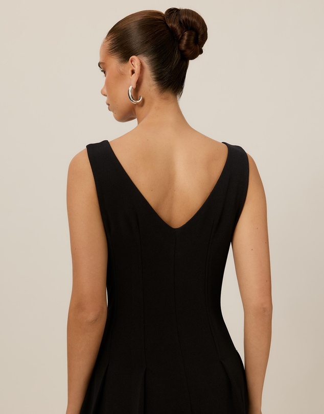 Tussah - Audrey Pleated Midi Dress