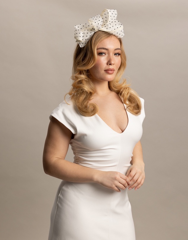 Morgan & Taylor - Sadie Fascinator in Ivory White