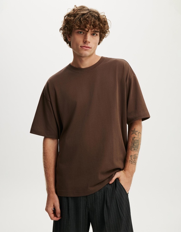 Cotton On - Box Fit T-Shirt
