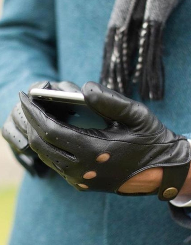 DENTS - Silverstone Touchscreen Driving Gloves
