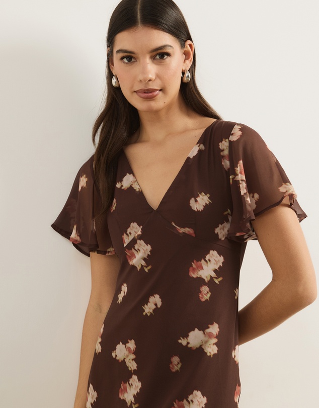Atmos&Here - Tasha Flutter Sleeve Maxi Dress