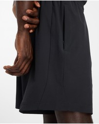 New Balance - Athletics Stretch Woven Shorts 7
