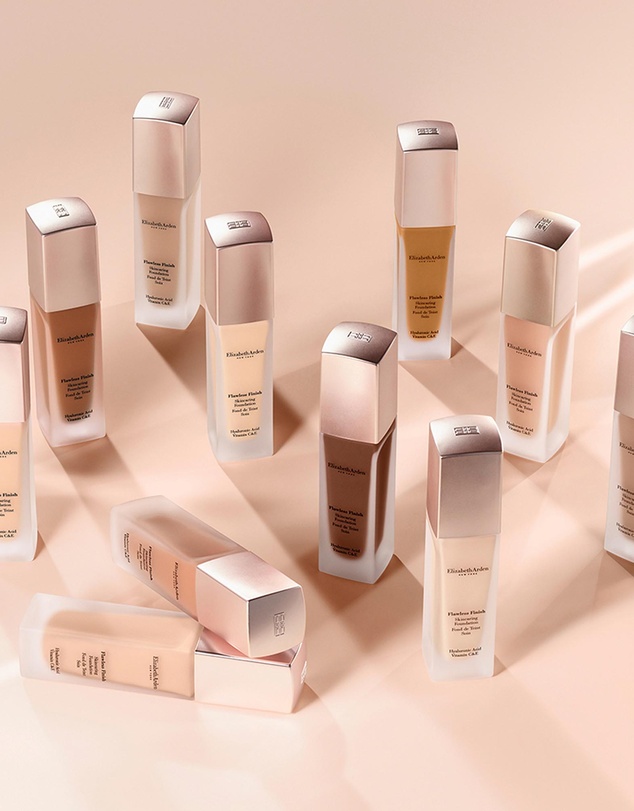 Elizabeth Arden - Flawless Finish Skincaring Foundation