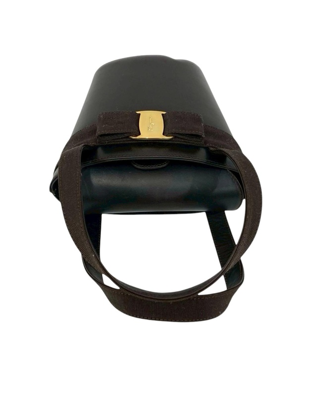Pre-Loved by Azura Reborn - Pre-Loved Leather Vara Bow Top Handle Bucket Bag