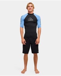 Quiksilver - Mens On Tour Short Sleeve Rash Vest
