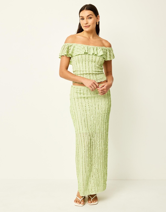 Dazie - Dainty Ruffle Off The Shoulder Top