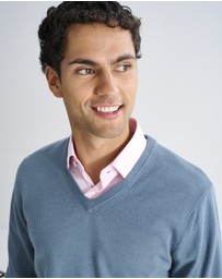 3 Wise Men - 3 Wise Men Fisher V Neck Merino Knit - Cement