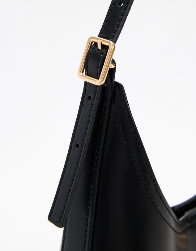 Calvin Klein - CK Medium Shoulder Bag