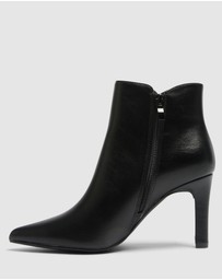 SPURR - Holt - ONLINE EXCLUSIVE