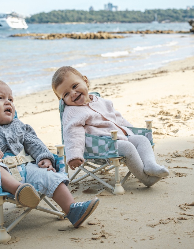 IZIMINI - Parker Baby Chair V2 & Beach Poncho