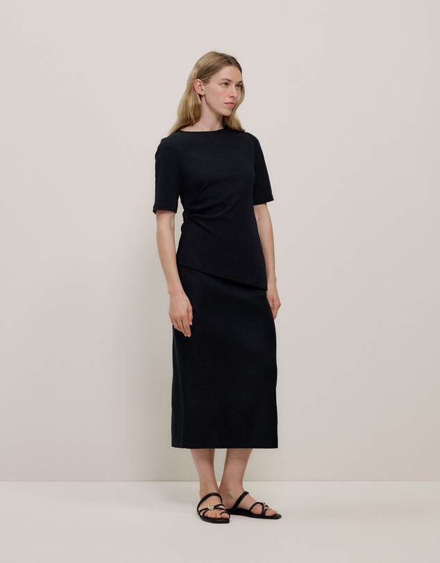 Trenery - Stretch Linen Blend Pencil Skirt in Black