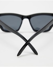 Reality Eyewear - Van Saint