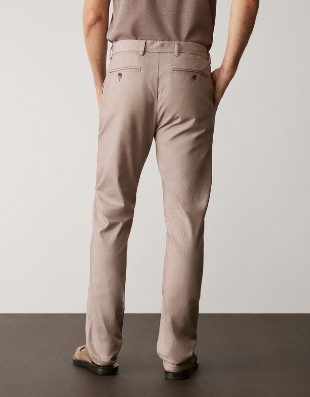 Trenery - Regular Fit Yarn Dyed Cotton Dobby Chino in Cocoa
