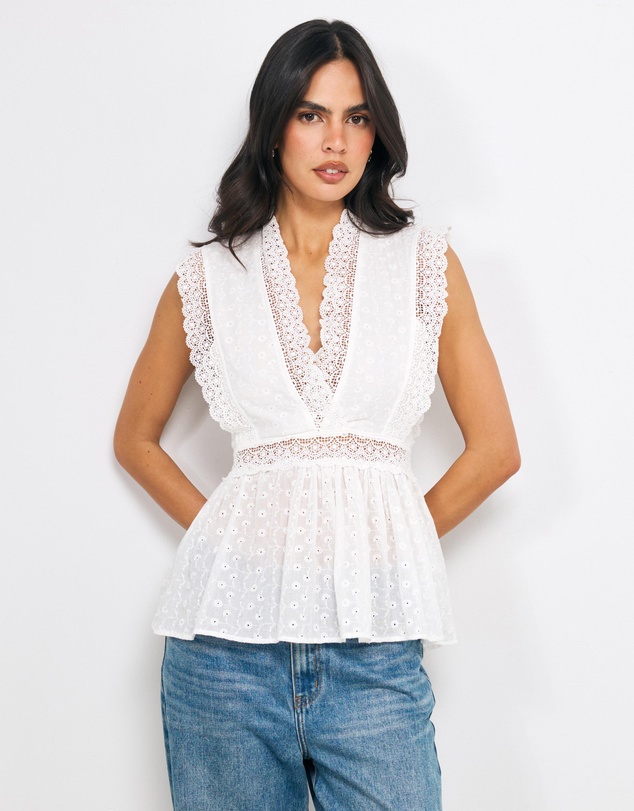 AERE - Iris Cotton Broderie Top