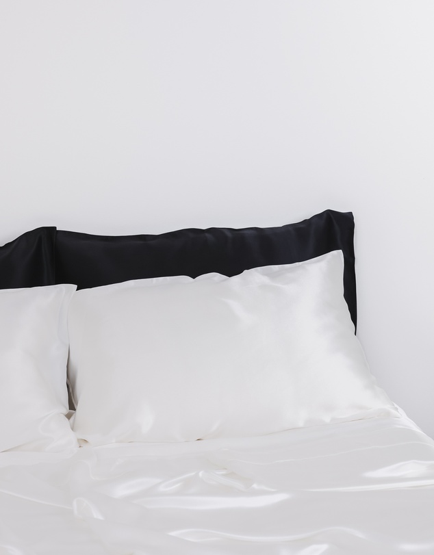 SILK MAGNOLIA - Pure Silk Pillowcase