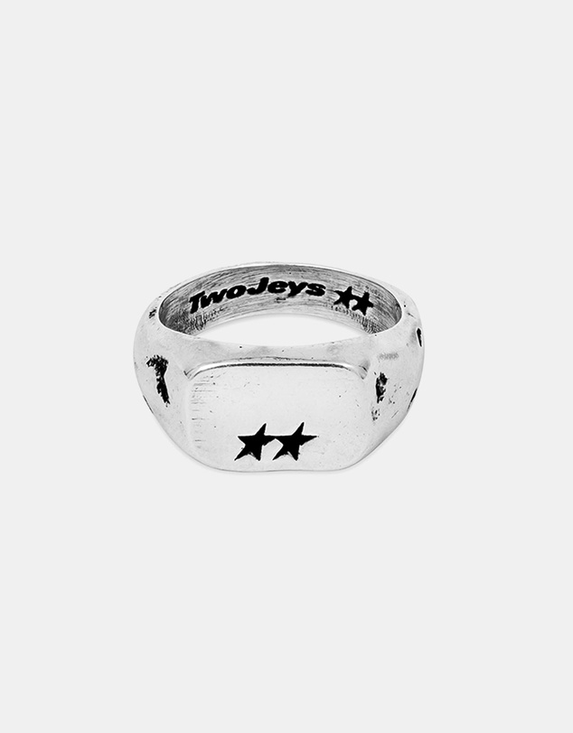 TwoJeys - Elongated Ring