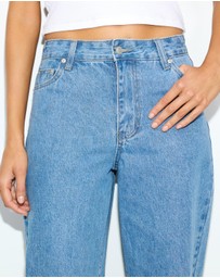 Dazie - Rio Mid Rise Straight Jeans