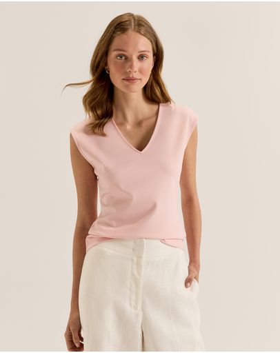 CAMELIA PINK