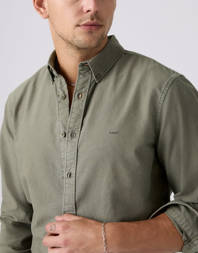 Levi's - Authentic Button Down