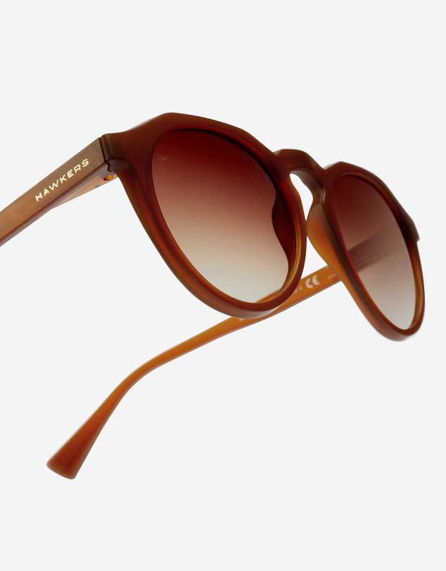 Hawkers Co - HAWKERS - Warwick Raw Caramel Terracotta Sunglasses for Men and Women UV400