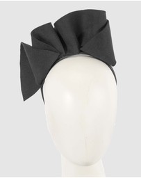 Max Alexander - Felt Winter Racing Fascinator